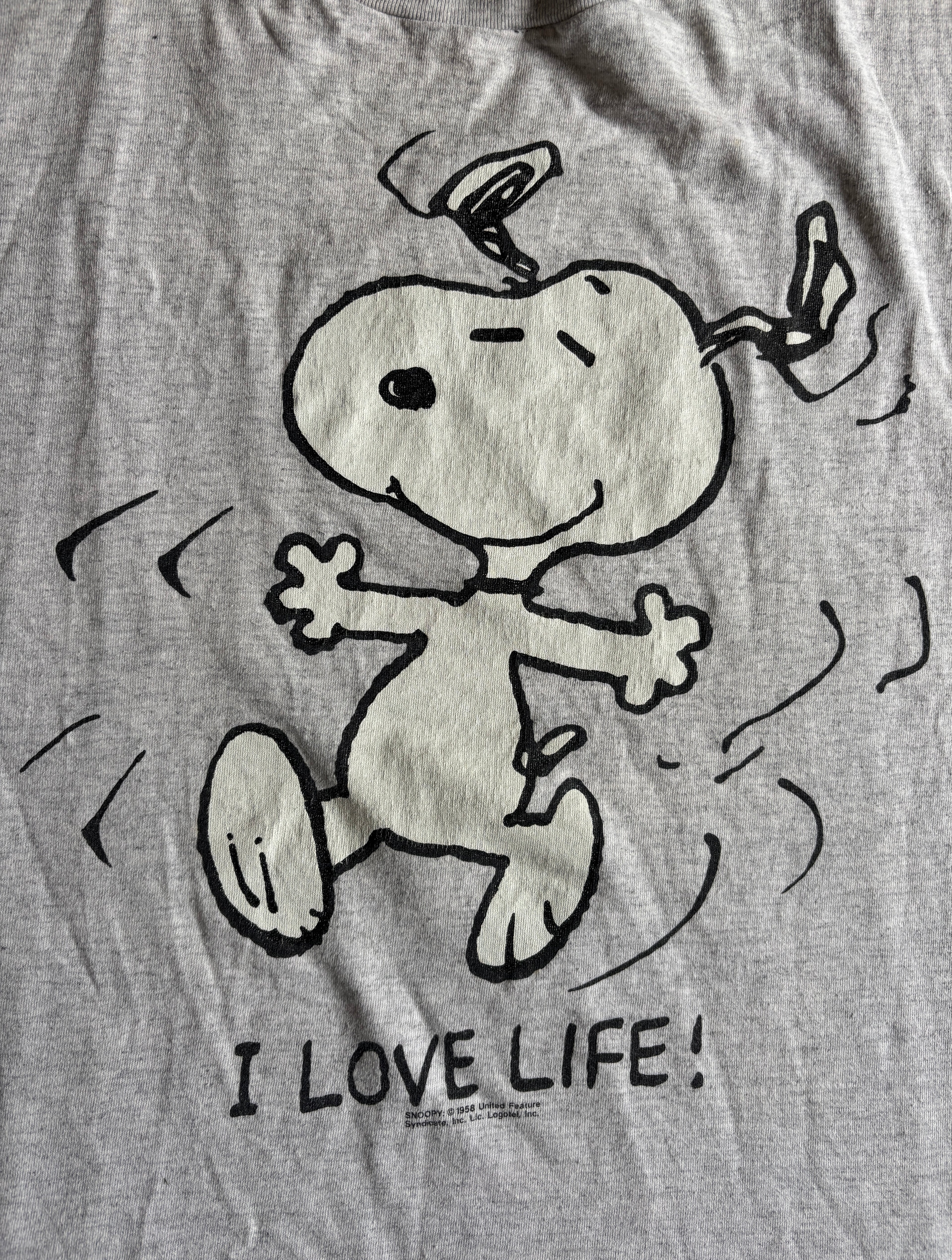 Vintage 90's Snoopy 'I Love Life' grey t-shirt made in usa L