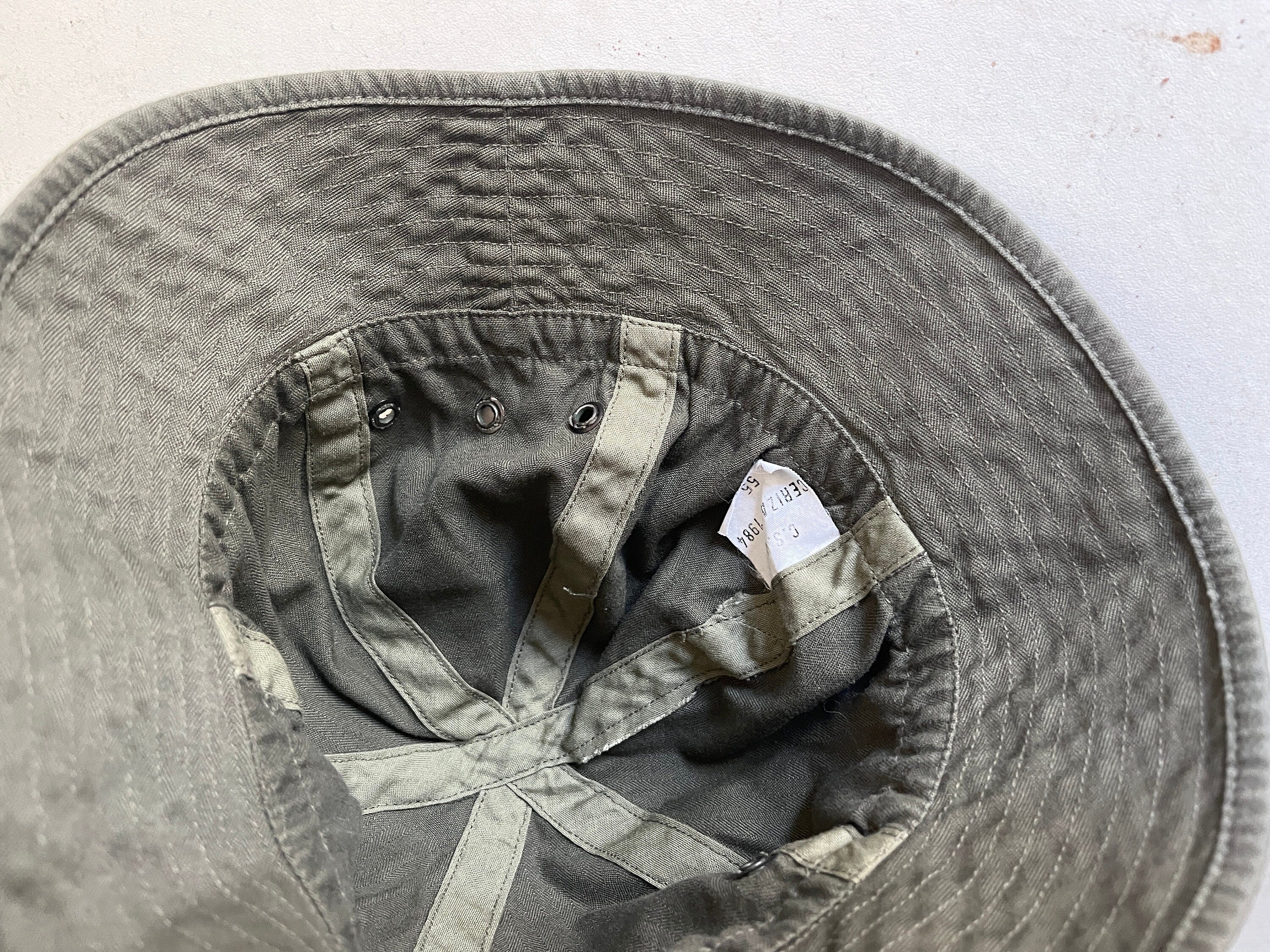 Vintage 80's French Army Kaki herringbone Cotton bucket hat