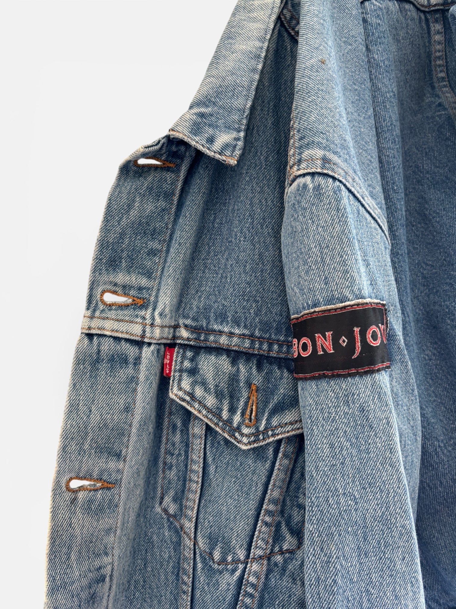 Vintage 70's 80's Levi's Trucker denim Jacket customized with official rare patches of Guns'N Roses, Iron Maiden, Bon Jovi