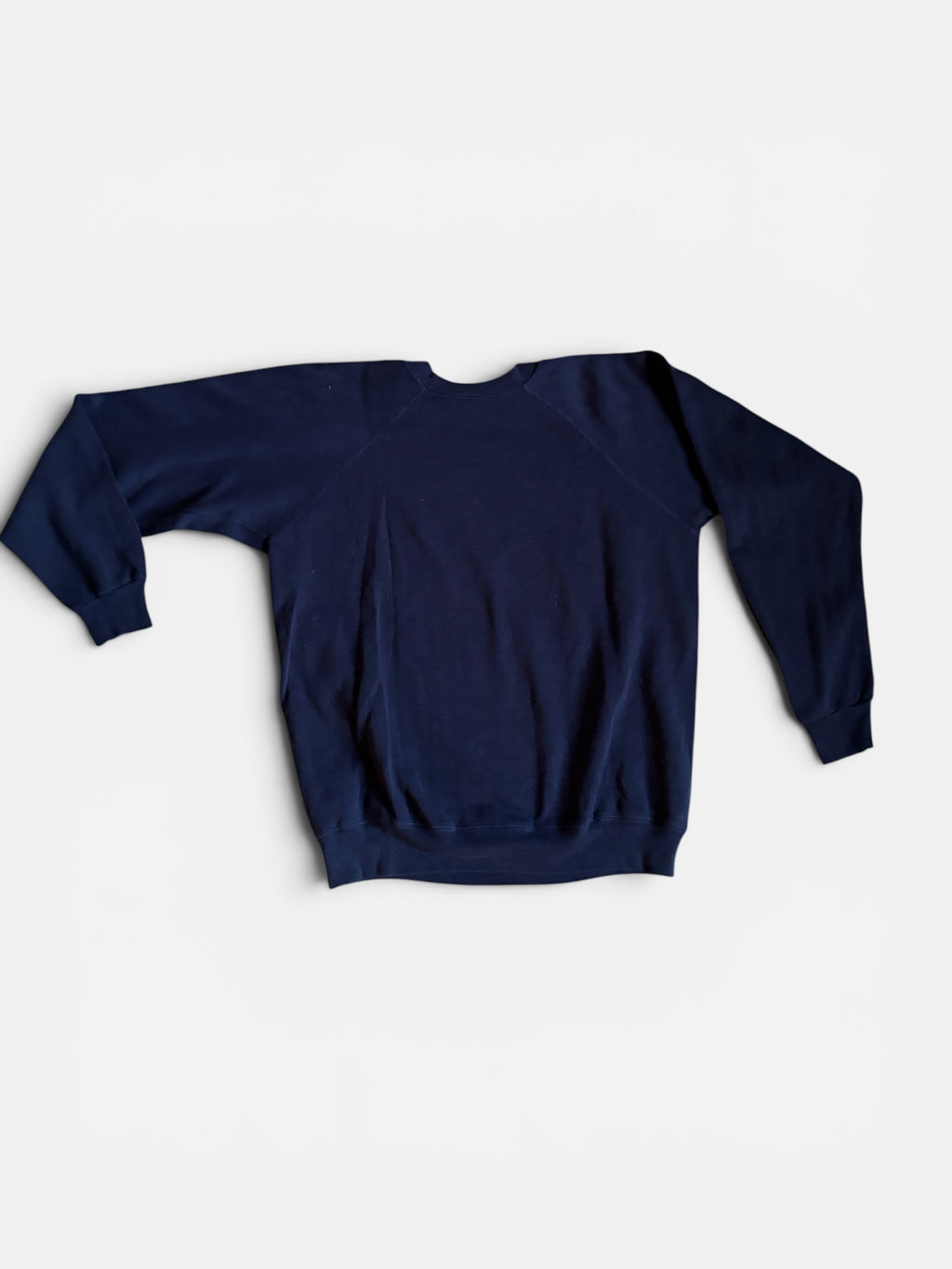 Vintage Bermuda Island Hanes navy blue sweatshirt L