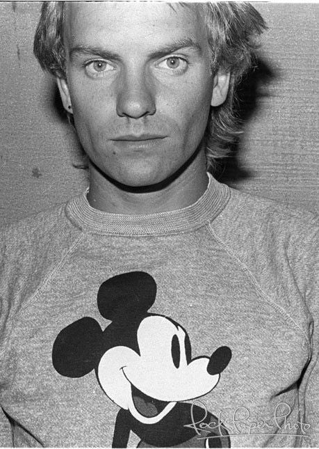 Rare Vintage 1970's Mickey Mouse Disney Grey Raglan sweatshirt S