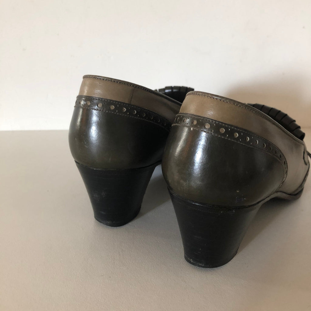 Vintage CELINE green Leather Fringes horsebit heels Loafers 37 FR