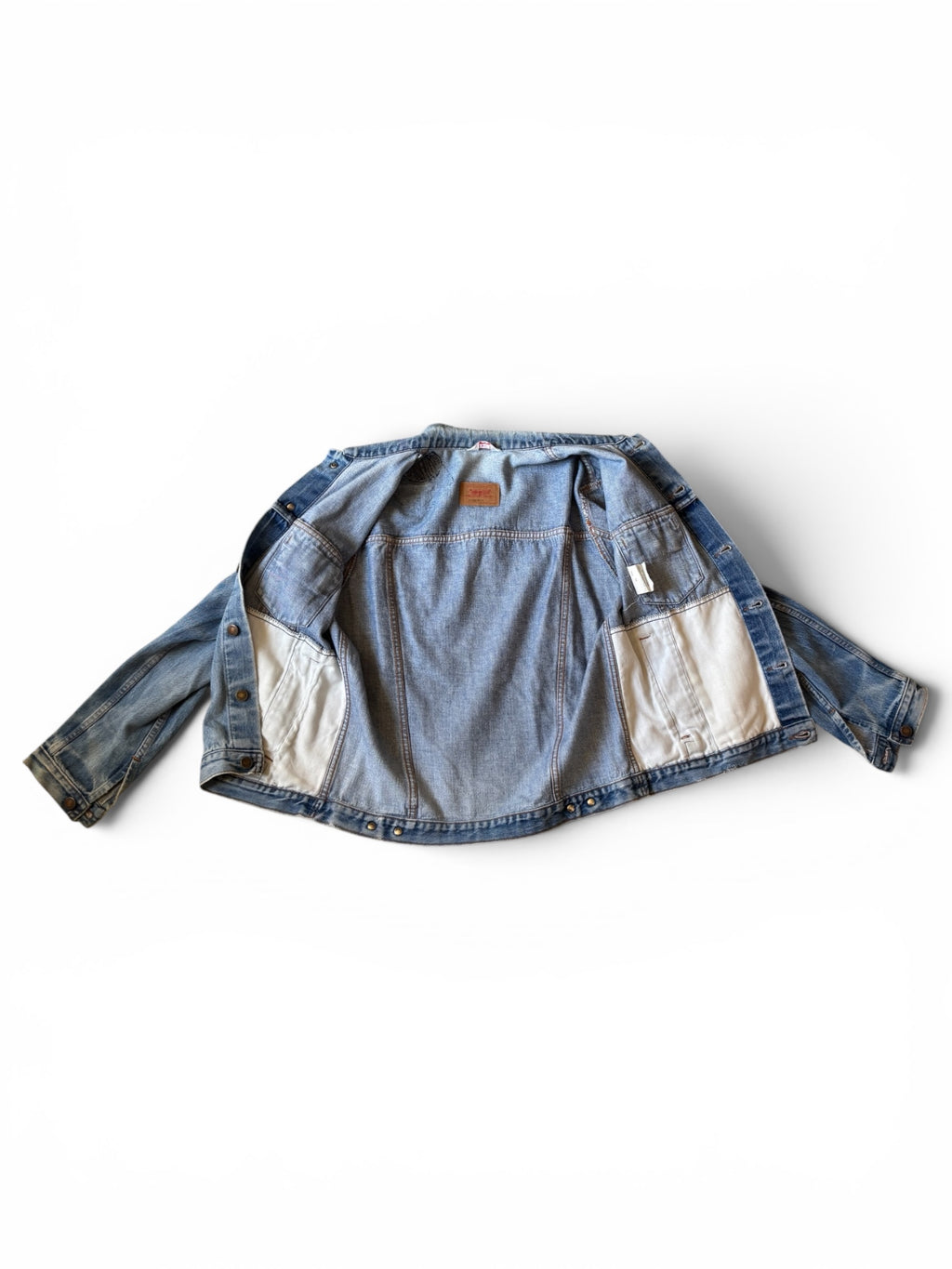 Vintage 70's 80's Levi's Trucker denim Jacket customized with official rare patches of Guns'N Roses, Iron Maiden, Bon Jovi