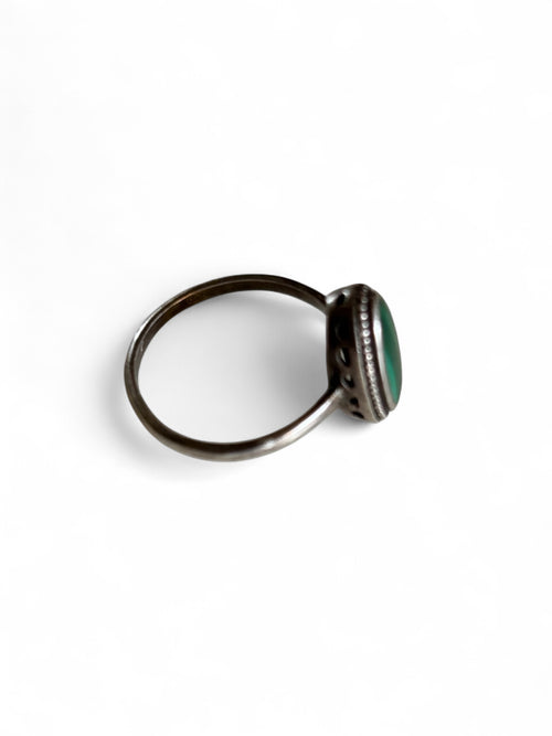 Bague vintage en argent et malachite