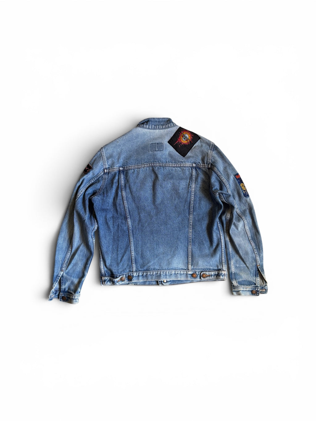 Vintage 70's 80's Levi's Trucker denim Jacket customized with official rare patches of Guns'N Roses, Iron Maiden, Bon Jovi