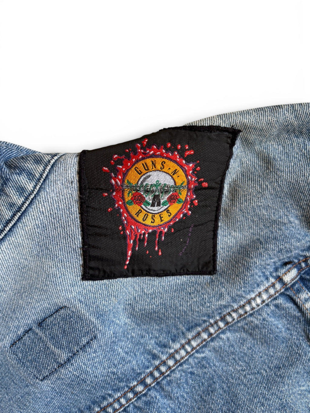 Vintage 70's 80's Levi's Trucker denim Jacket customized with official rare patches of Guns'N Roses, Iron Maiden, Bon Jovi
