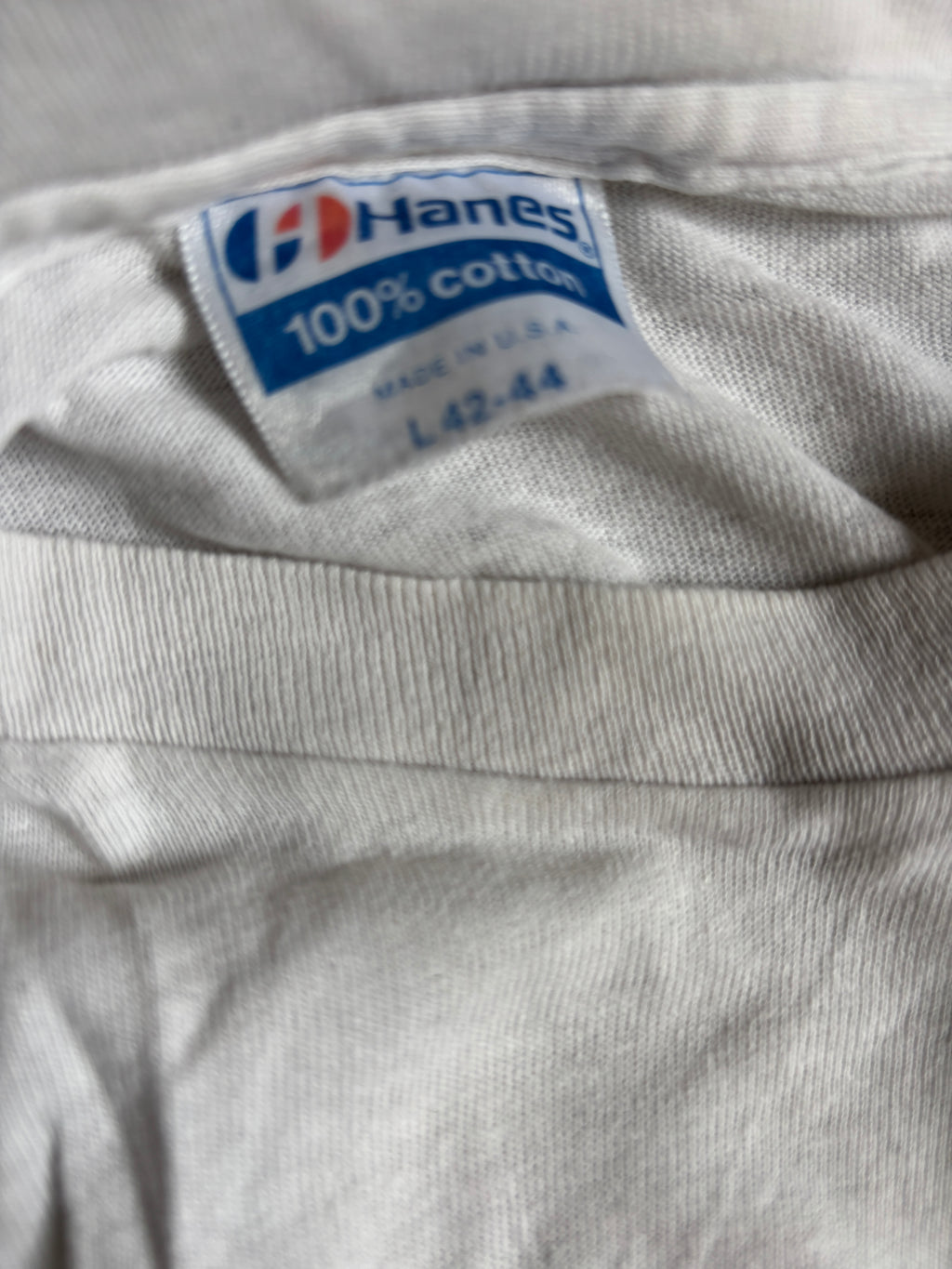 Vintage 1986 Hanes Saint-Tropez single stitch distressed print t-shirt usa