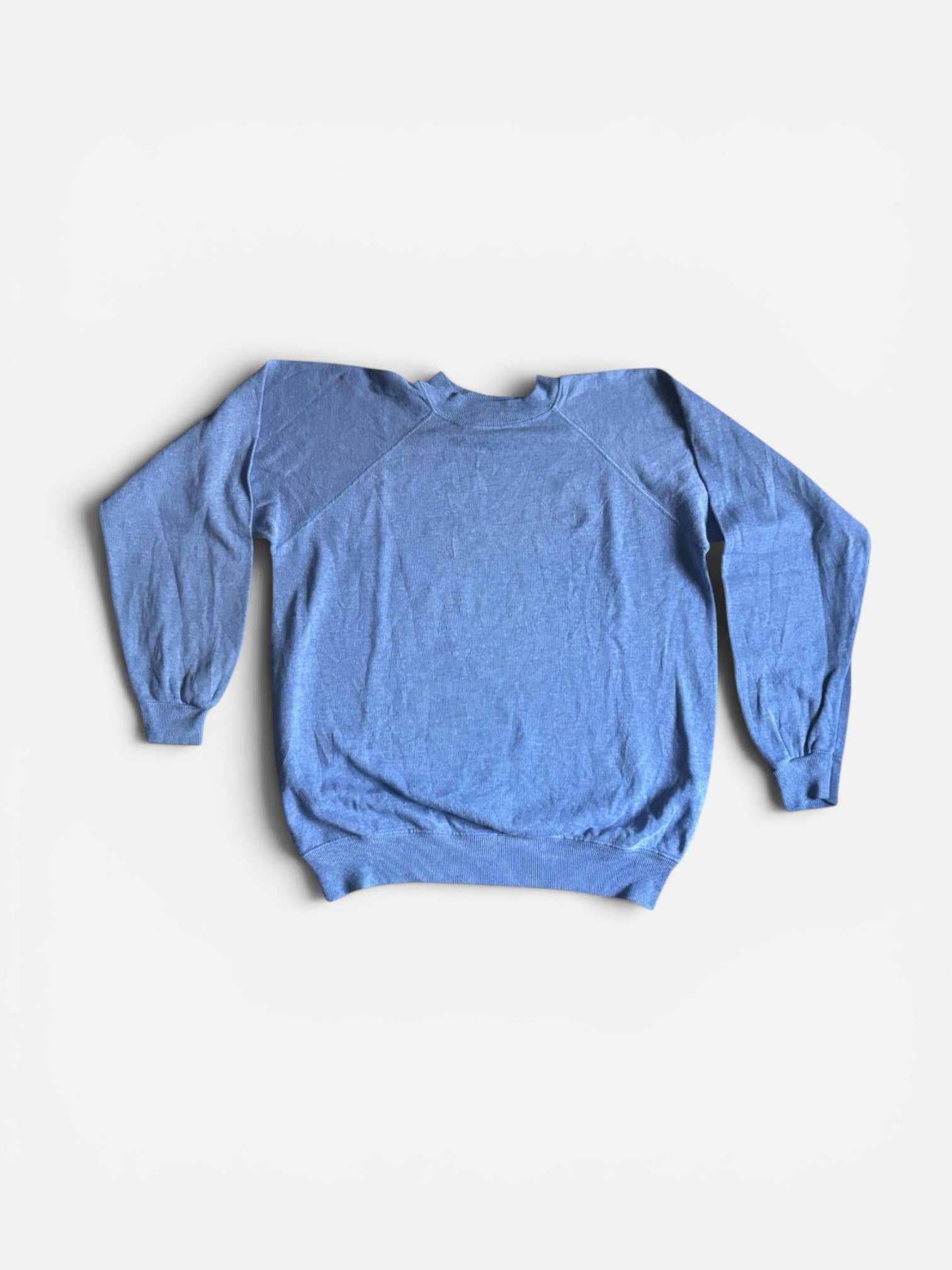 Vintage 80's Hanes denim blue Blank Raglan crewneck sweatshirt M