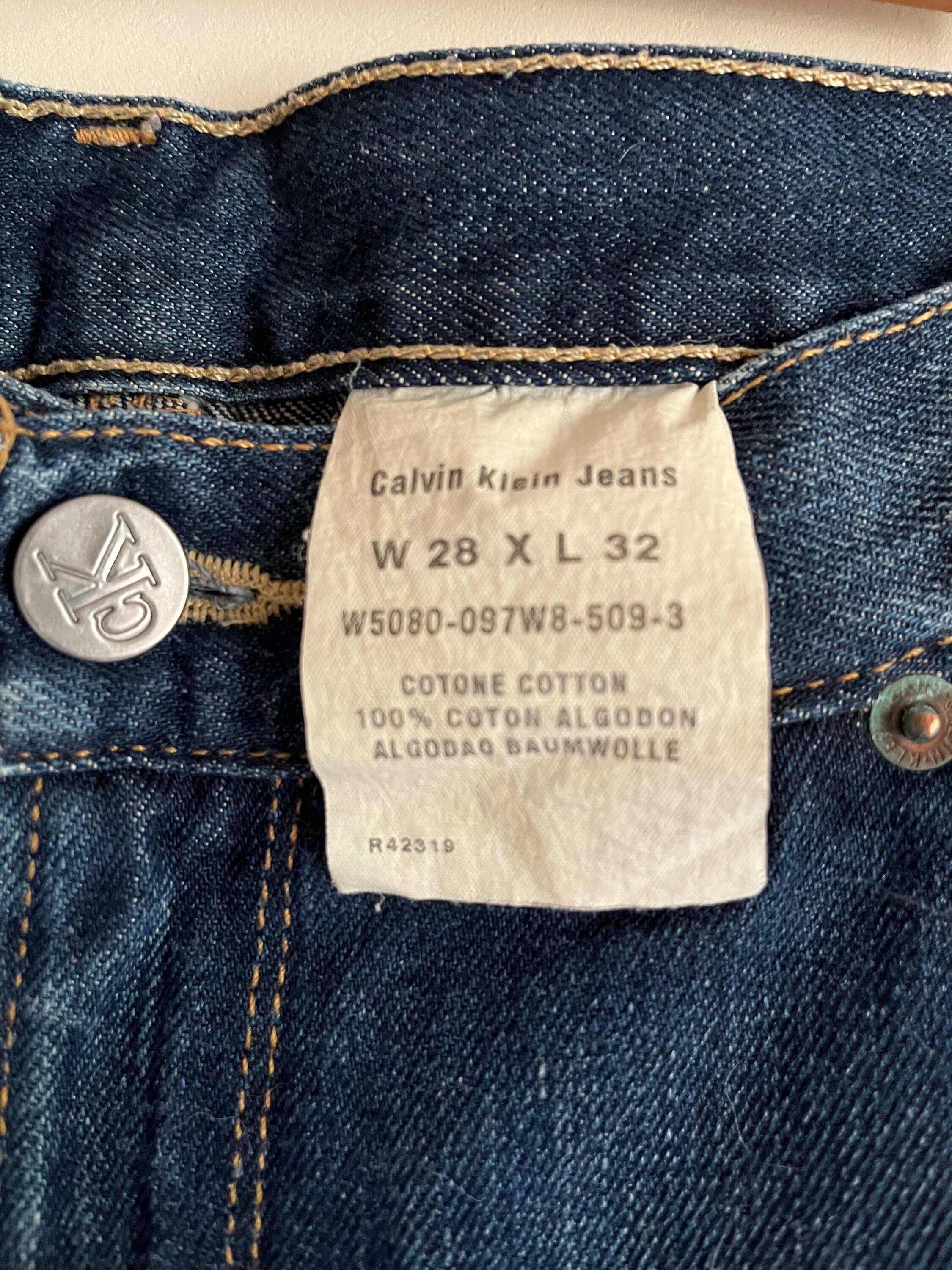 Vintage 2000s Calvin Klein Flare jeans sz 28