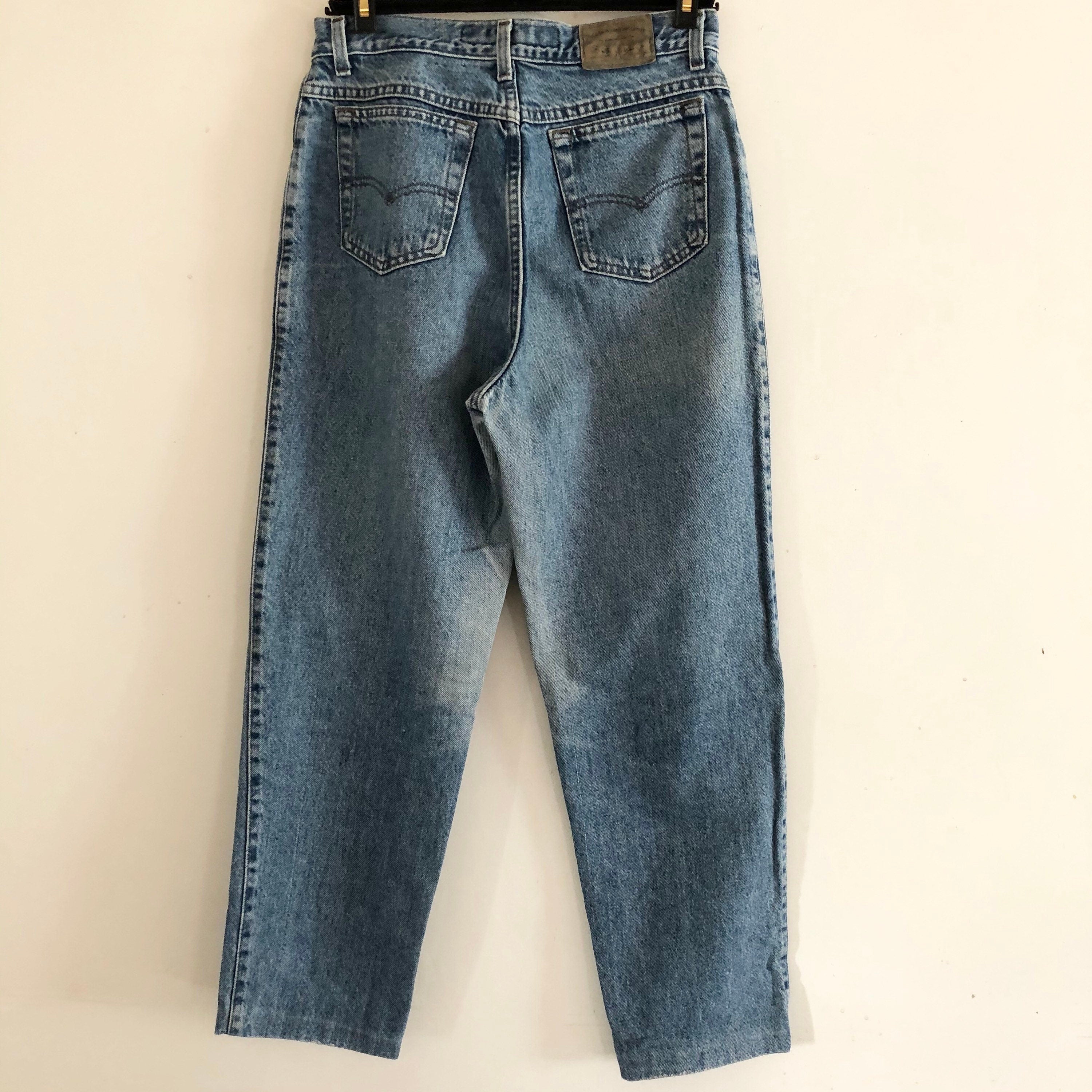 Vintage Levi's 900 Series Mom Jeans made in usa W30